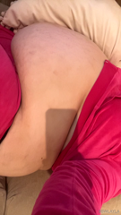 1481657898_when-im-super-full-i-have-to-lay-on-my-side-and-put-a-pillo_0.mp4