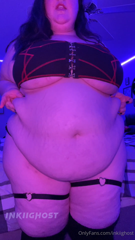 878598210_tada-finally-a-body-tour-watch-me-jiggle-and-grab-all-th_0.mp4