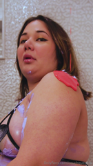 1463389828_i-m-about-to-take-hot-mess-to-a-whole-new-level-sitting-i_0.mp4