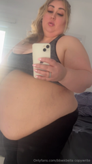 1510610835_excuse-the-heavy-breathing-big-girl-just-finished-chores-and_0.mp4
