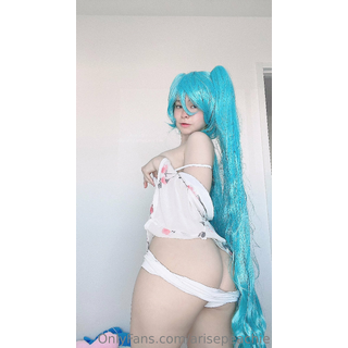 1aa136f0-ee45-4a4b-ad86-e34983b0cf6b.jpg