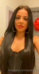183780321_i-bet-you-wish-you-were-taking-me-home-tonight-whos-paying_0.mp4
