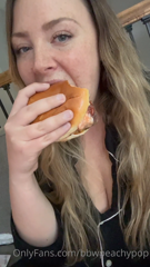 642126793_just-a-cute-fat-girl-and-one-of-her-many-burgers_1.m4v