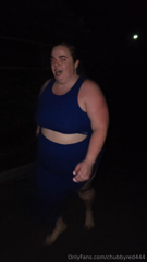 862078980_aussie-christmas-is-always-super-hot-so-i-went-skinny-dippin_0.mp4