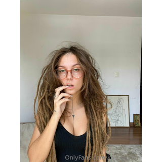 Sexy geek 🤓_2_2537.jpg
