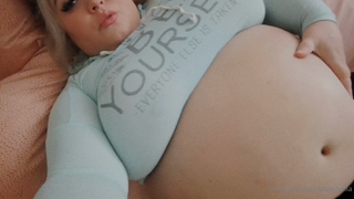 723507560_carbies-dream-bed_0.m4v