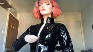526563572_i-look-like-im-straight-out-of-blade-runner-in-this-shiny_1.m4v