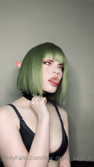 227963018_green-elf-girl-and-ahegao_1.m4v