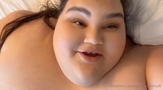 1428134688_heres-a-pov-of-me-from-my-eyes-and-what-i-can-see-lots-of_0.mp4