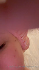 0hf10akjf8at54wh93n2w_source.mp4