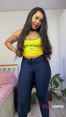 207 - Morena Brasileira Dançando Funk De Legging E Pelada.mp4
