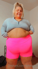 159756559_working-out-fluffy-barbie-style_0.m4v