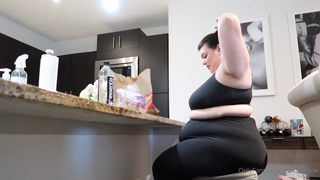 473564672_wanted-to-film-a-taco-bell-stuffing-for-you-and-it-went-a-li_0.mp4