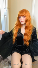 397999688_just-a-little-batgirl-thats-flown-by-to-say-hello-and-have_0.m4v