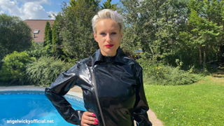 JOI Jerk off Instructions in Latex czech.mp4