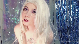  Disney Princess Elsa Ice Cube.mp4