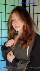 265028892_fuck-i-love-showing-off-for-everyone_0.m4v