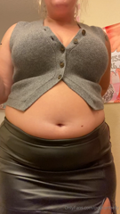 788435321_fat-secretary-and-accusing-my-coworker-of-making-me-fatter-r_1.m4v