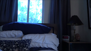 2020-03-15 - Kylie Le Beau - Ebony Step Mom Satisfies Horny Son - [FamilyTherapy].mp4