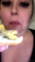 1136999715_tummy-tuesday-some-before-pics-and-some-of-me-glutting-t_5.mp4