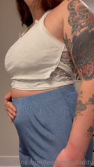 472066592_i-love-stuffing-my-belly-until-i-look-pregnant-the-other_1.m4v
