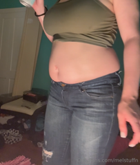 1841901698_late-night-soda-and-my-old-pants-perfect-combo_0.mp4