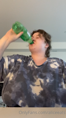 337945255_drinking-a-whole-a-sprite-without-burping-challenge-spoiler_0.m4v