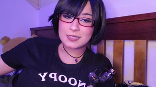 ASMR _♡‧₊˚ ࣪AMIGA NERD E TÍMIDA FLERTA COM VOCÊ 😳⋆.˚˖࿔.mp4