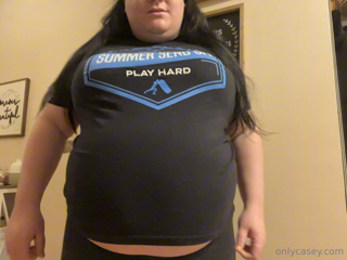 913834749_my-belly-has-gotten-so-big-that-ive-had-to-get-a-little-cre_0.m4v