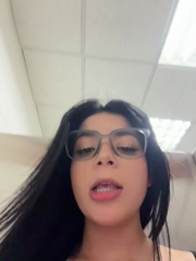 ArieliciousXXX_2026-09-22_21-08-44_098.mp4