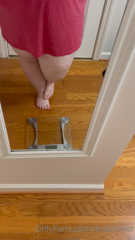 462574852_my-first-weigh-in-video-p-the-phone-weighs-8lbs_0.m4v