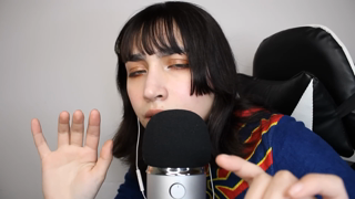 2023-10-28 - ASMR｜ Spider-Woman ¿ME DEJAS CUIDARTE ESTÁ NOCHE？ (Roleplay) (public).mkv