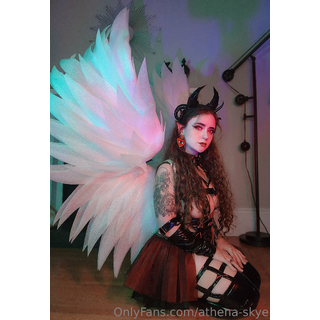 This was such a fun look (I didn't make the video with the wings, they're a pain haha).jpg