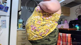 597613313_omg-my-belly-is-getting-so-huge-i-just-want-to-stuffed-al_0.m4v