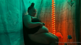 1252118268_look-how-fat-i-am_0.mp4
