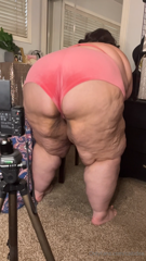 893250715_random-pic-vid-dump-35-pics-5-vids-some-pics-of-me-lazy-at_1.mp4