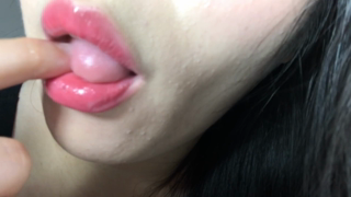 2025-08-06 Finger Licking & Mic Eating Nom Nom ASMR.mp4