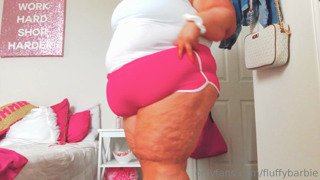 5132915_bbw-workout-in-tiny-pink-shorts_0.mp4