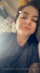 291038029_its-rainy-out-can-we-just-stay-in-bed-all-day_0.mp4