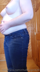 523571497_i-just-can-t-get-over-how-big-i-look-lately-apologies-for-t_0.m4v