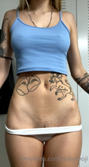 53569036_tiddy-drop-while-i-get-undressed_0.m4v