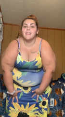 432687827_trying-on-some-old-clothes_1.m4v