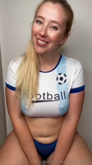 1138412178_do-you-like-football-or-do-you-like-dirty-foot-content_1.mp4