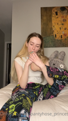 135585858_tasting-them_0.m4v