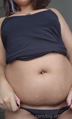 712373476_i-tried-to-make-my-belly-bloated_0.m4v