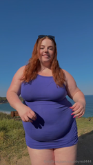 735417130_a-little-dance-at-the-beach_0.mp4