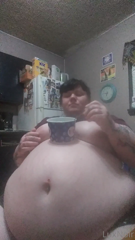48321868_eating-off-of-my-piggy-belly_0.m4v