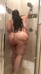 10910065_washing-my-fat-body-and-soft-rolls_0.mp4