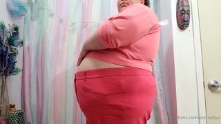 592982335_i-really-love-this-outfit-this-pinky-color-wakes-up-the-litt_0.m4v