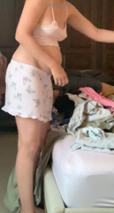 1195211940_im-not-very-domesticated-but-i-can-use-my-insane-bloated_0.mp4